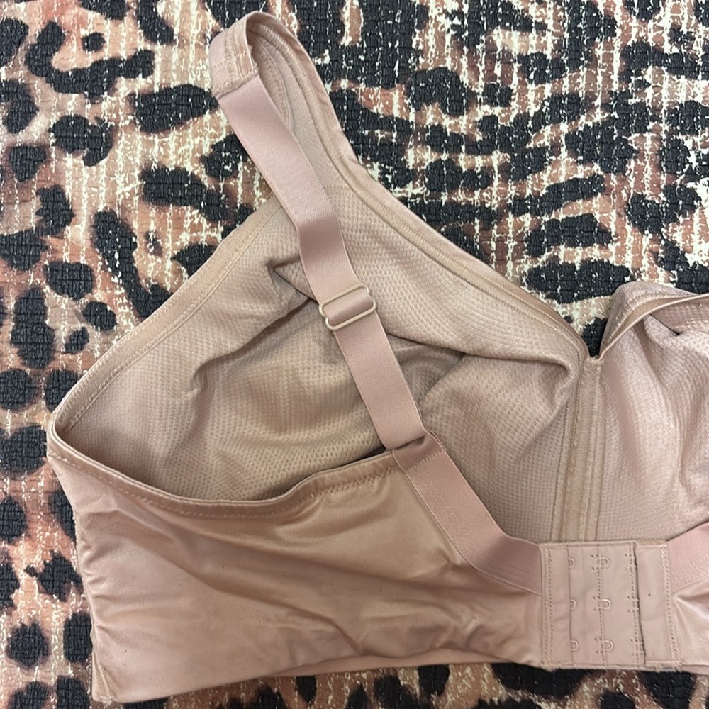 Playtex 4690 Lined Wireless Full Coverage Bra Tau… - image 5